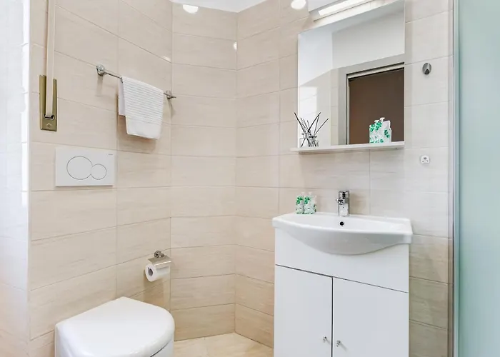 Bdc - Prestige 3bdr 3bath In Monti District Рим