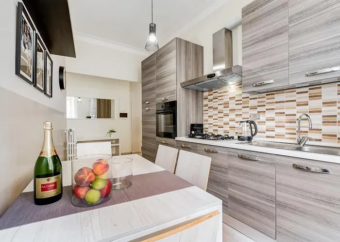 Bdc - Prestige 3bdr 3bath In Monti District