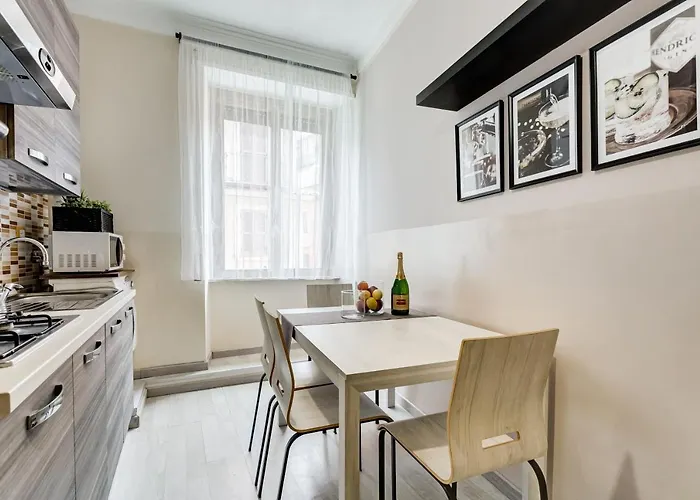 Апартаменты Bdc - Prestige 3bdr 3bath In Monti District Рим