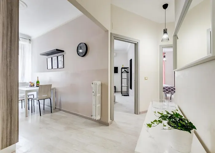Bdc - Prestige 3bdr 3bath In Monti District Рим