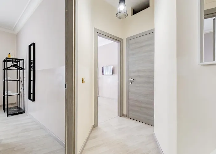 Bdc - Prestige 3bdr 3bath In Monti District